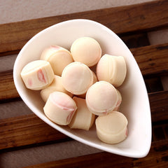 UHA Rich Milk Candy Strawberry Flavor 120g