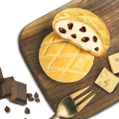 Chips Ahoy's Cheesy Filled Cookies 96g